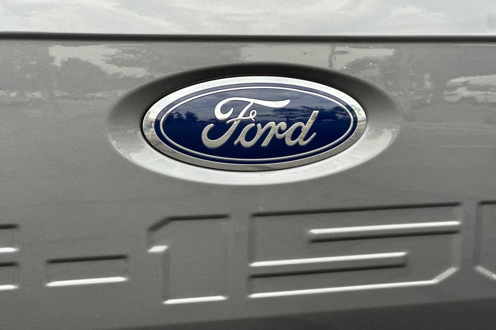 Used 2023 Ford F150 Lariat RWD image 28