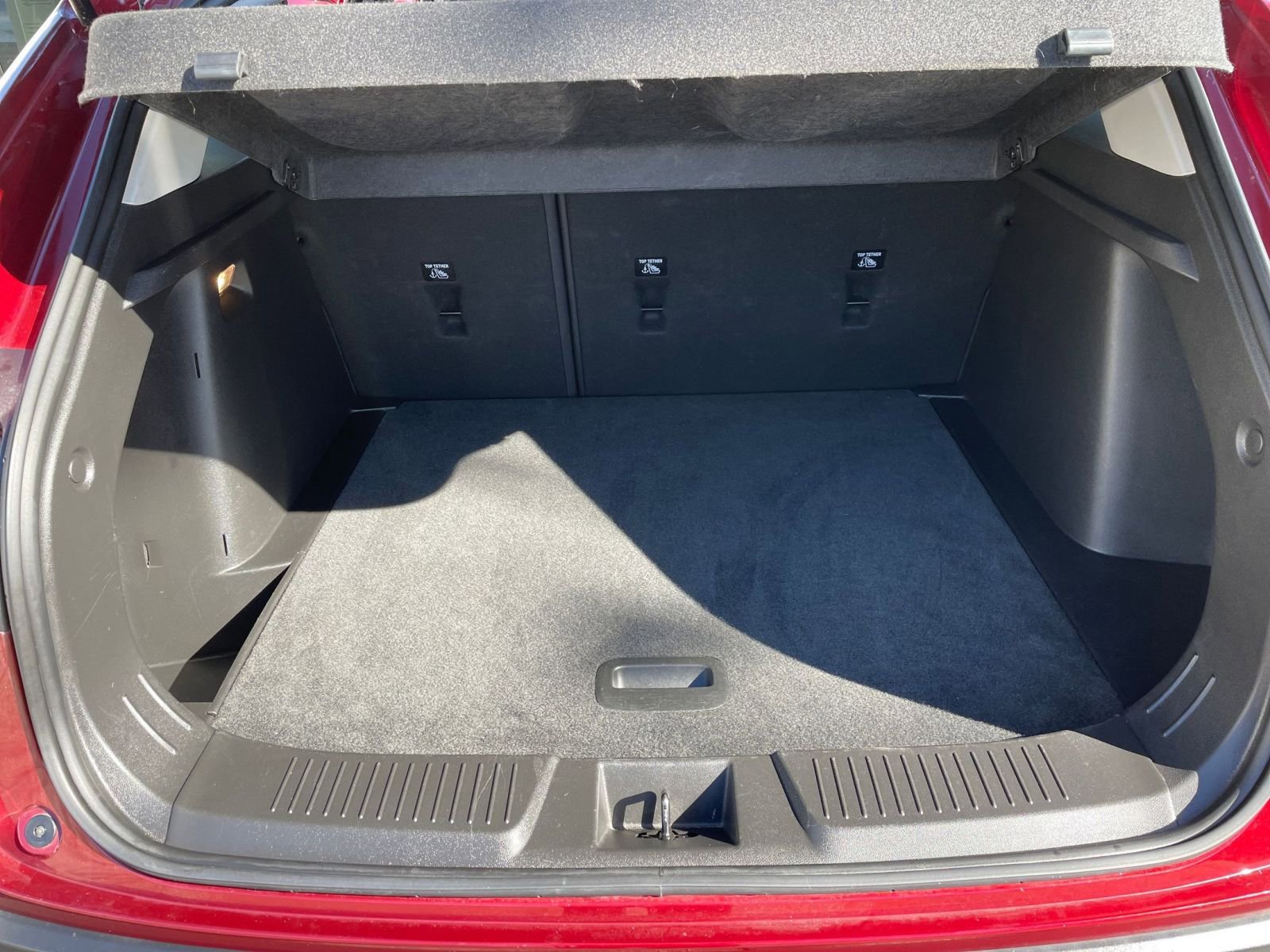 Used 2025 Chevrolet Trax LT image 32