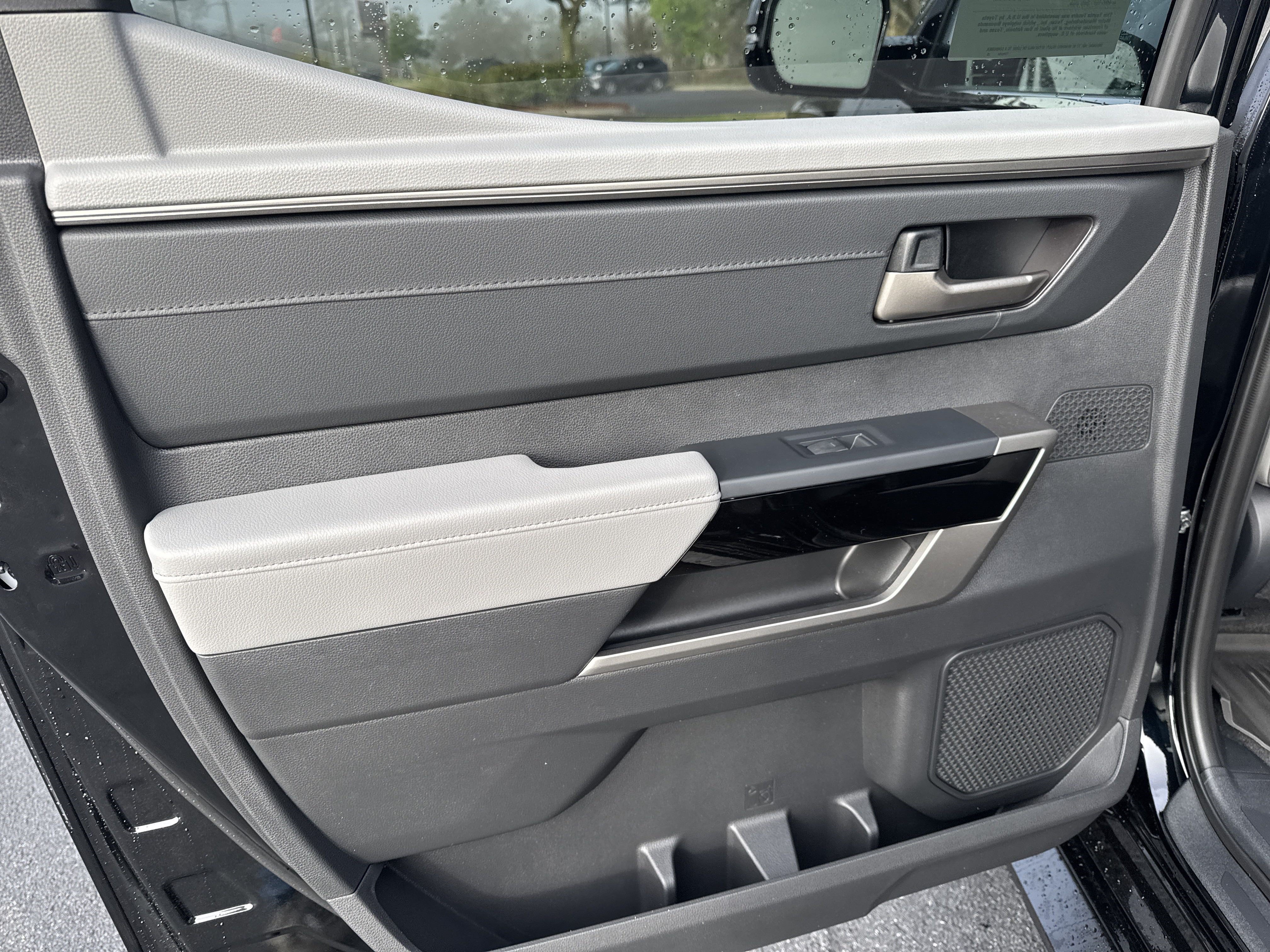 New 2025 Toyota Tundra Limited AWD/4WD image 26