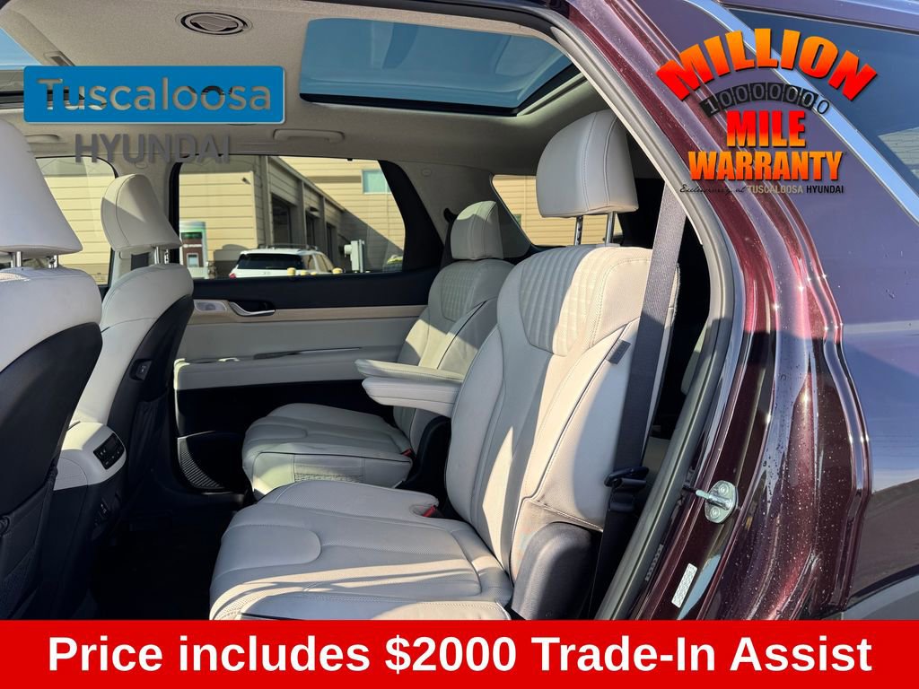 Used 2024 Hyundai Palisade Limited AWD/4WD image 12