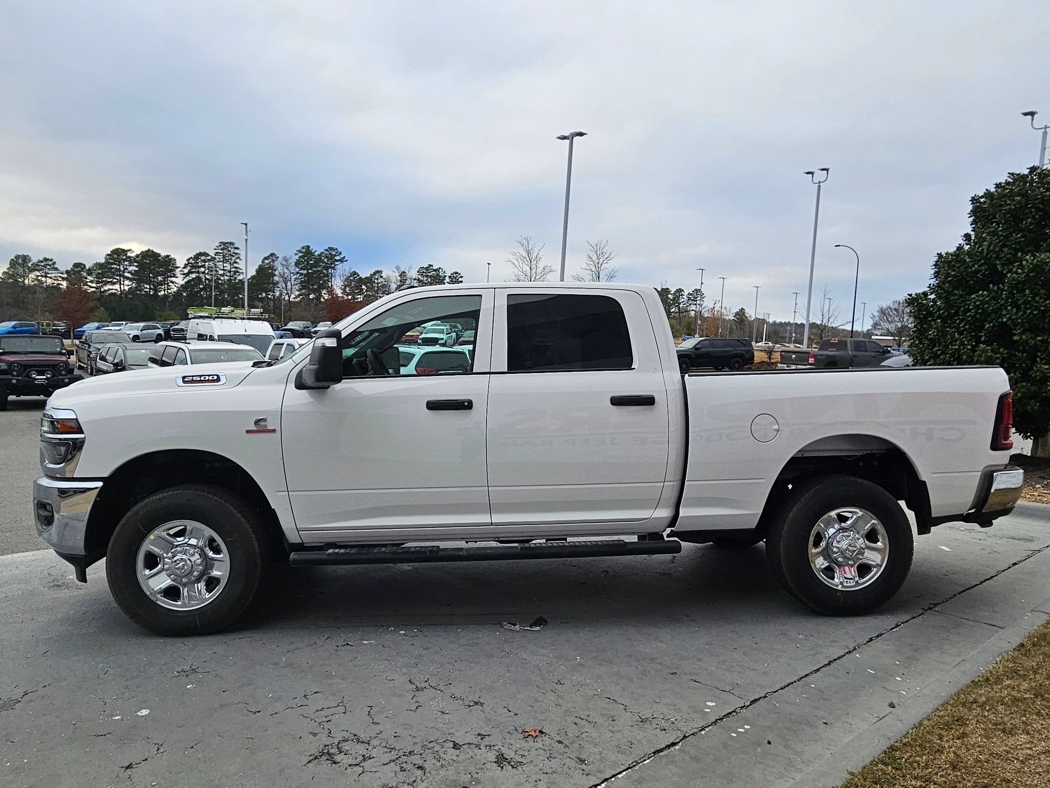 New 2026 RAM 2500 Tradesman AWD/4WD image 4