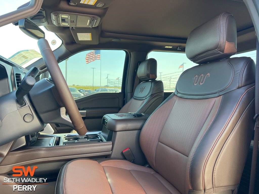 New 2025 Ford F350 King Ranch w/ FX4 Off-Road Package image 20