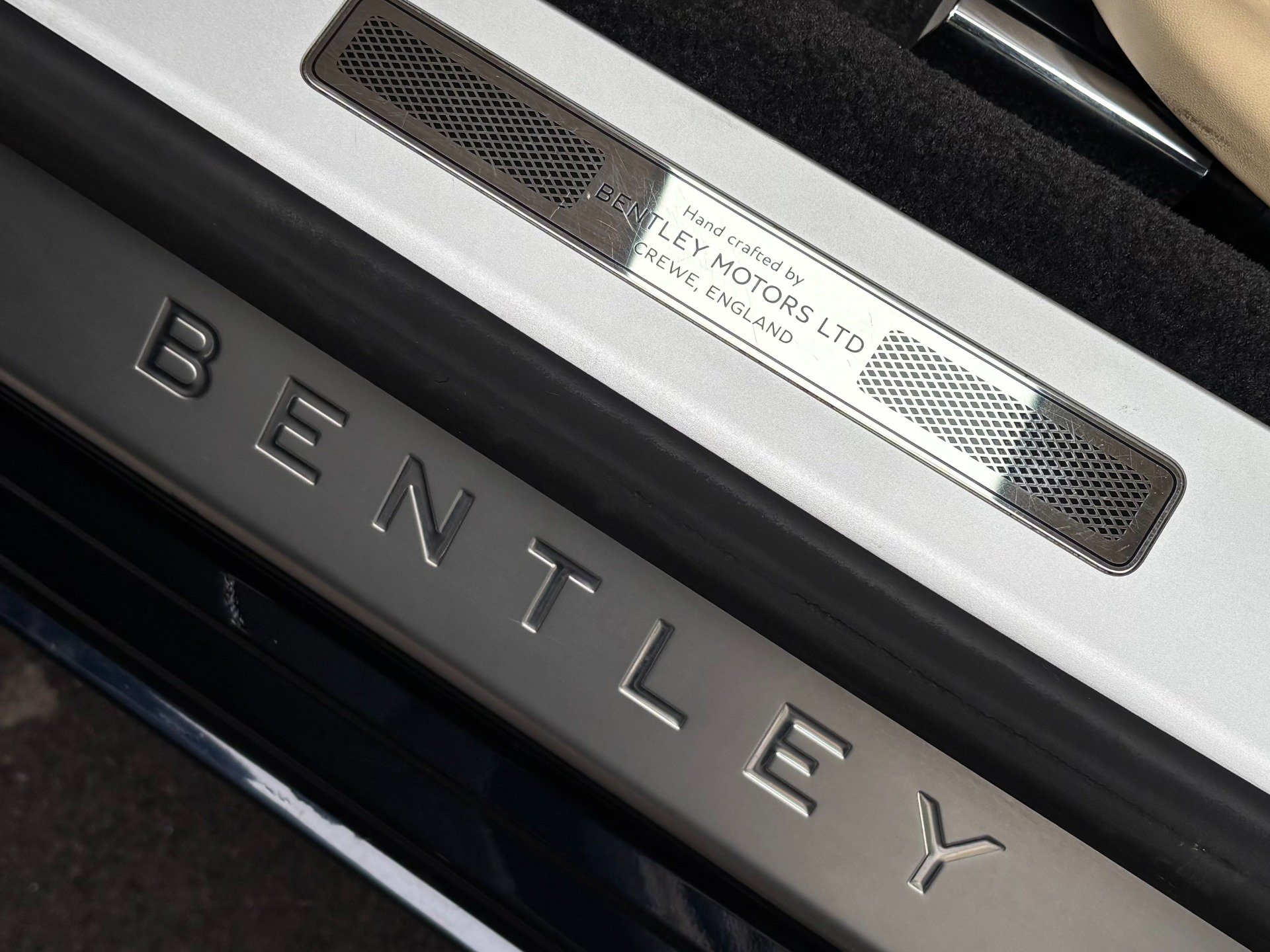 Used 2021 Bentley Flying Spur V8 AWD/4WD image 43