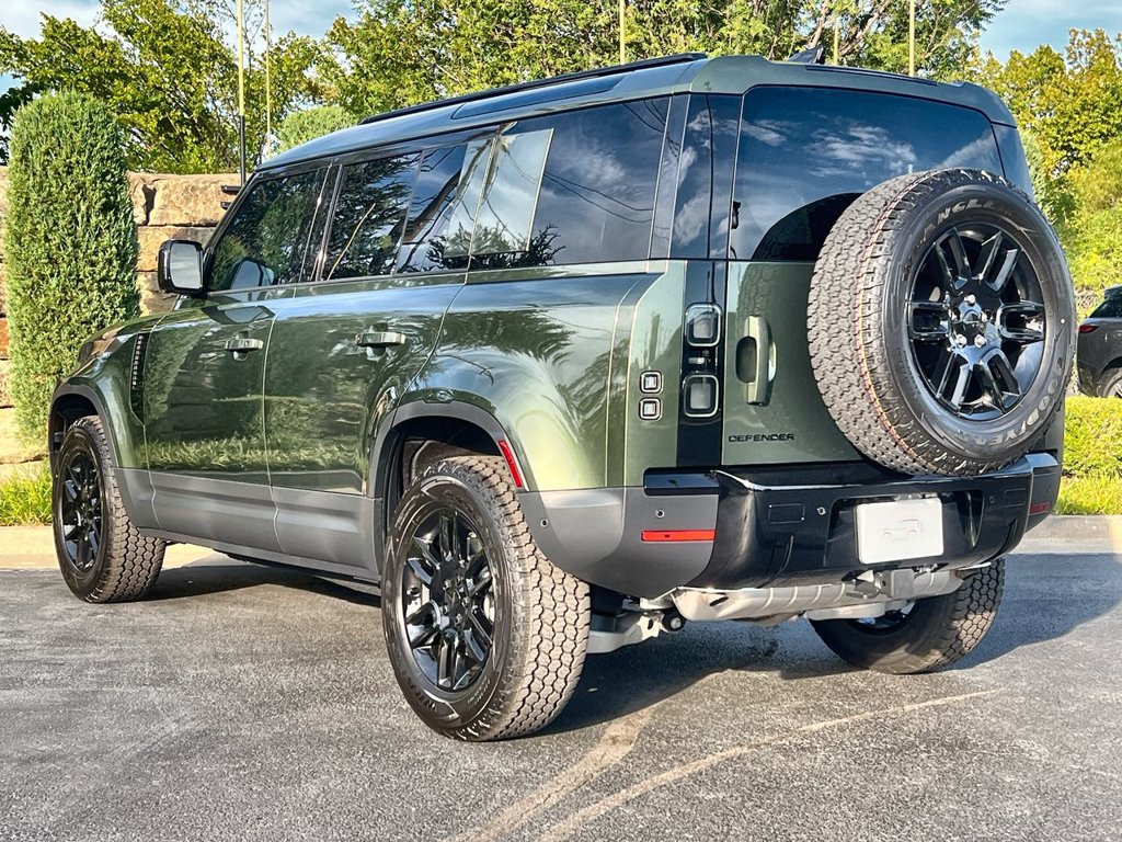New 2026 Land Rover Defender 110 S AWD/4WD image 3