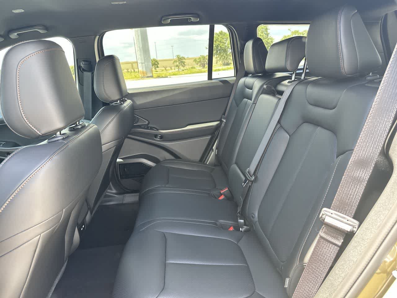 New 2026 Jeep Cherokee Limited AWD/4WD image 19