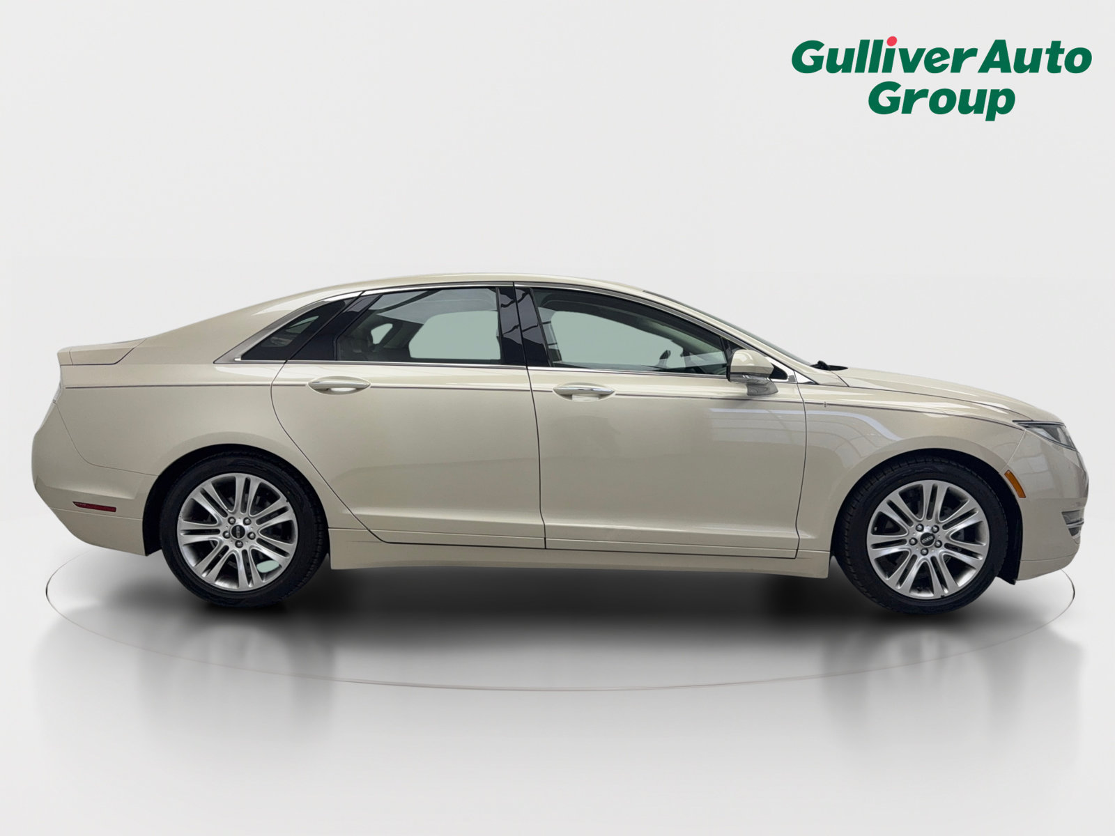 Used 2016 Lincoln MKZ Hybrid w/ Equipment Group 500A Select FWD image 10