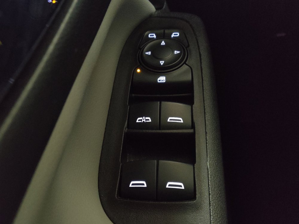 Used 2022 Chevrolet Equinox LS image 27