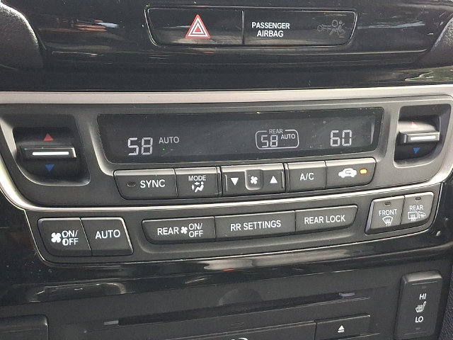Used 2017 Honda Pilot Touring image 18