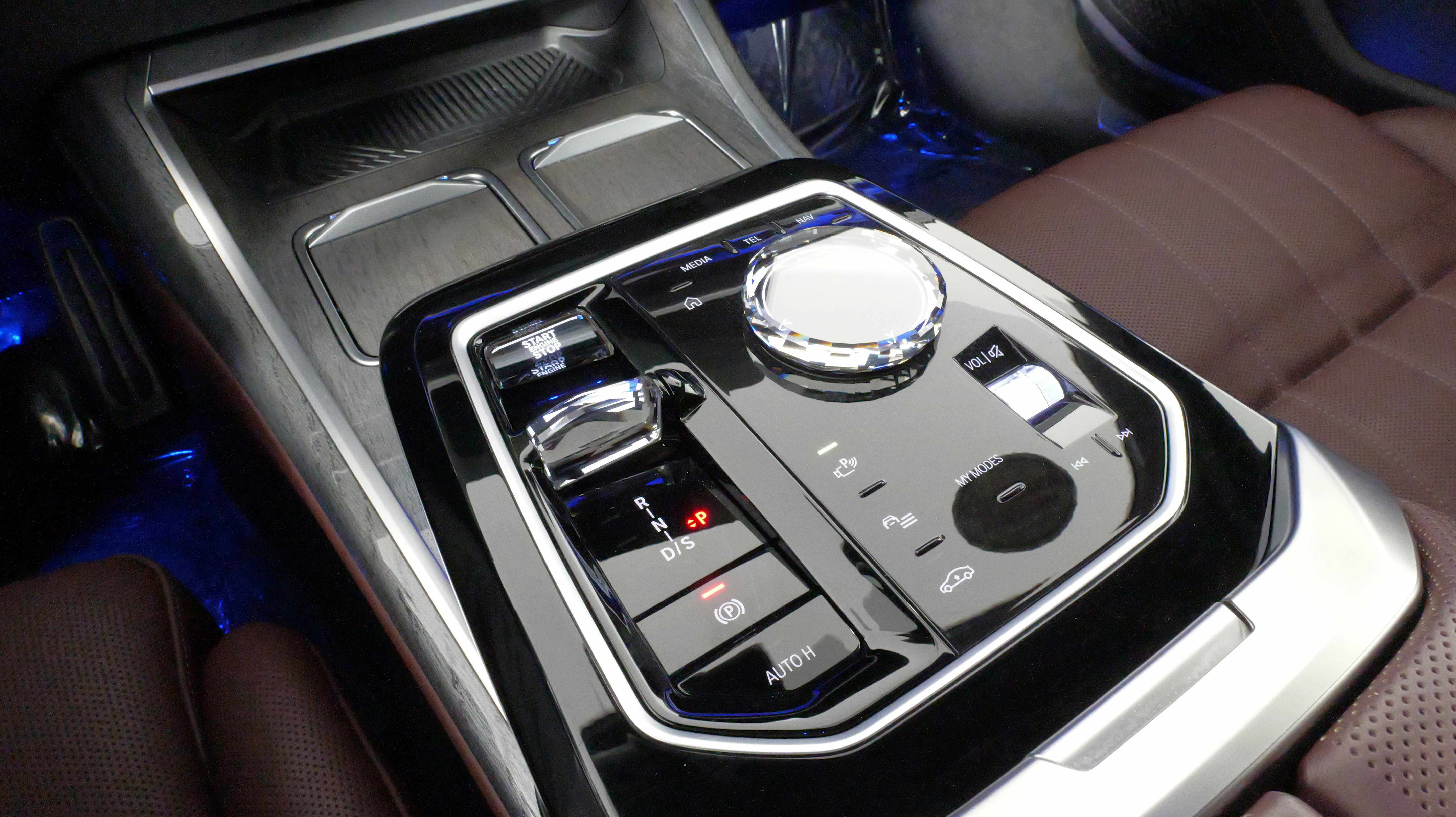 Used 2023 BMW 760i xDrive image 56