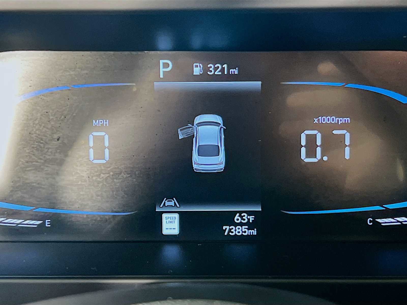 Certified 2025 Hyundai Elantra Sport image 12