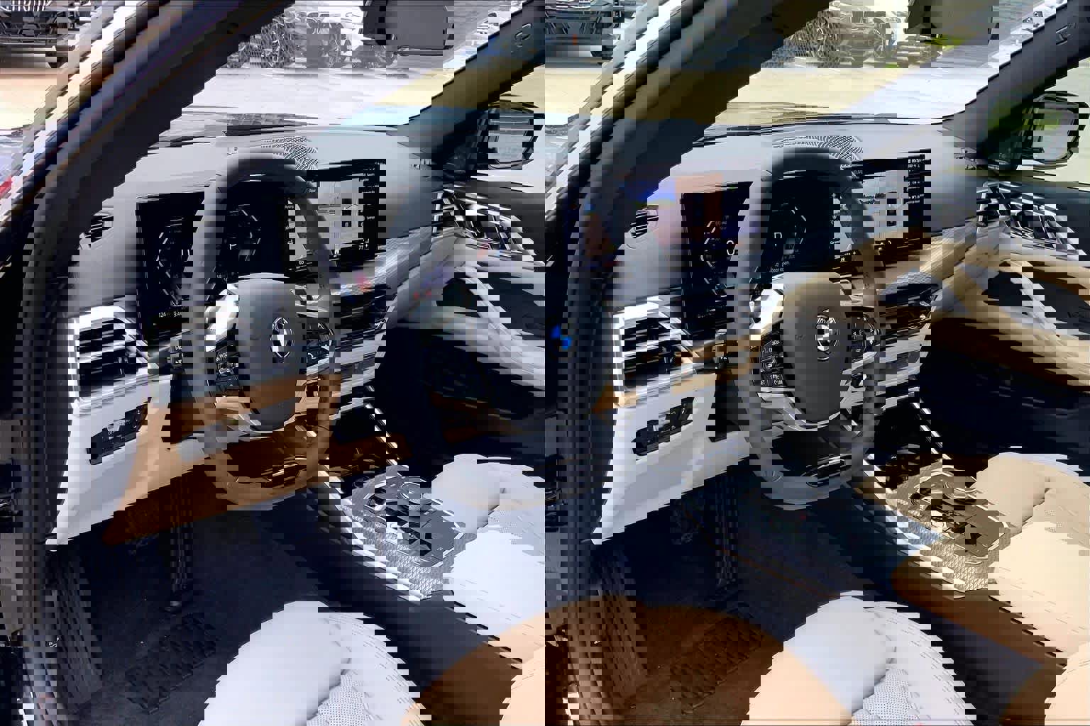 Certified 2026 BMW 430i Coupe w/ Parking Assistance Package RWD image 16