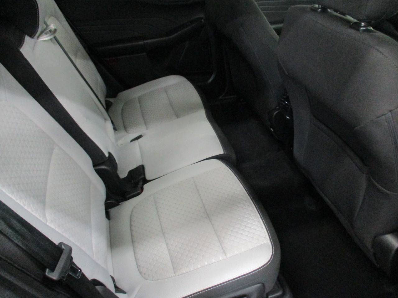 Used 2023 Ford Escape Active image 11