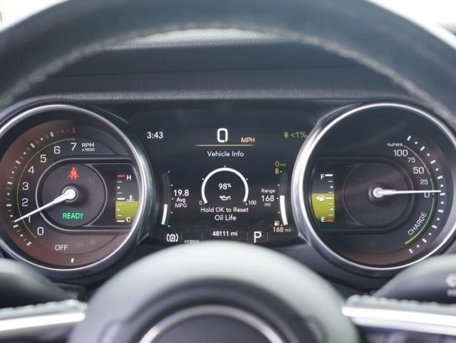 Used 2021 Jeep Wrangler Unlimited Sahara w/ Cold Weather Group AWD/4WD image 23