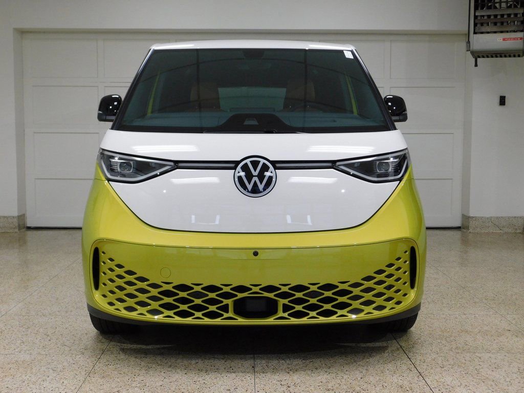 Used 2025 Volkswagen ID. Buzz 1st Edition image 2