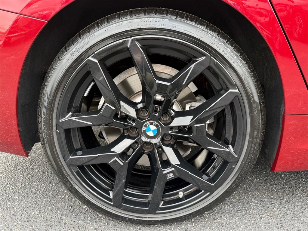 Certified 2025 BMW 330i xDrive Sedan w/ M Sport Package image 17