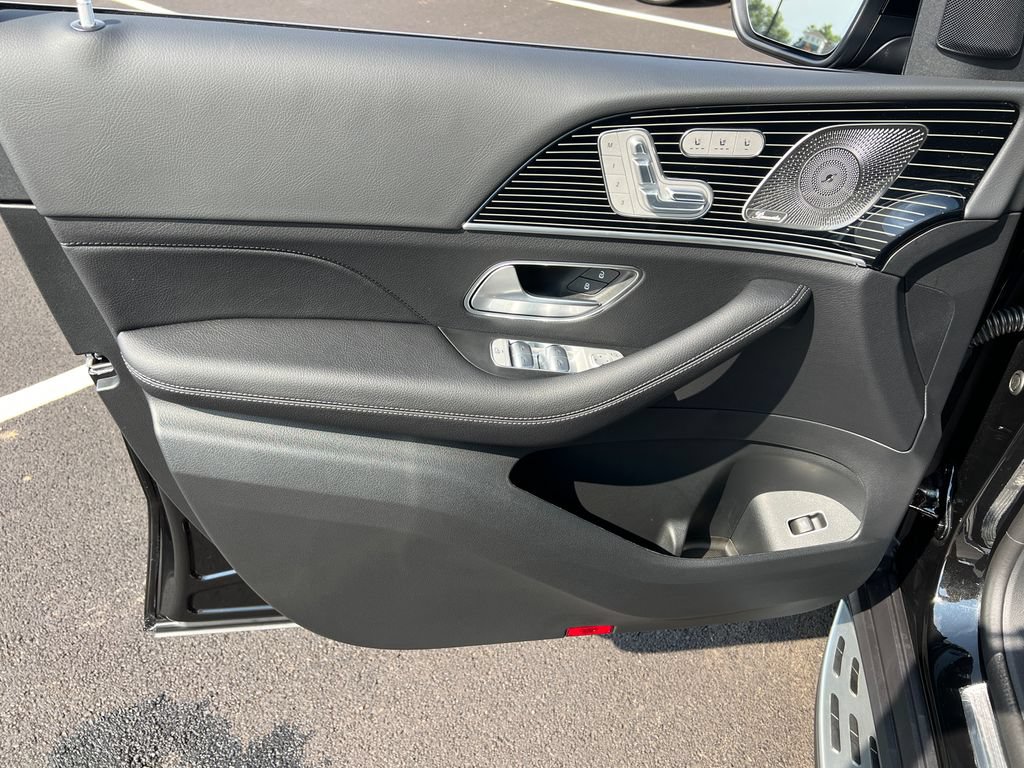 New 2026 Mercedes-Benz GLS 450 4MATIC image 10