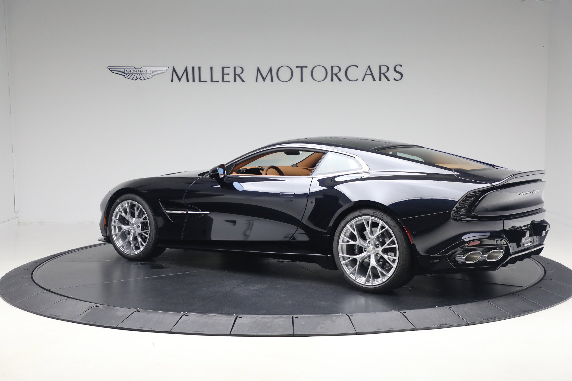 New 2026 Aston Martin Vanquish image 4