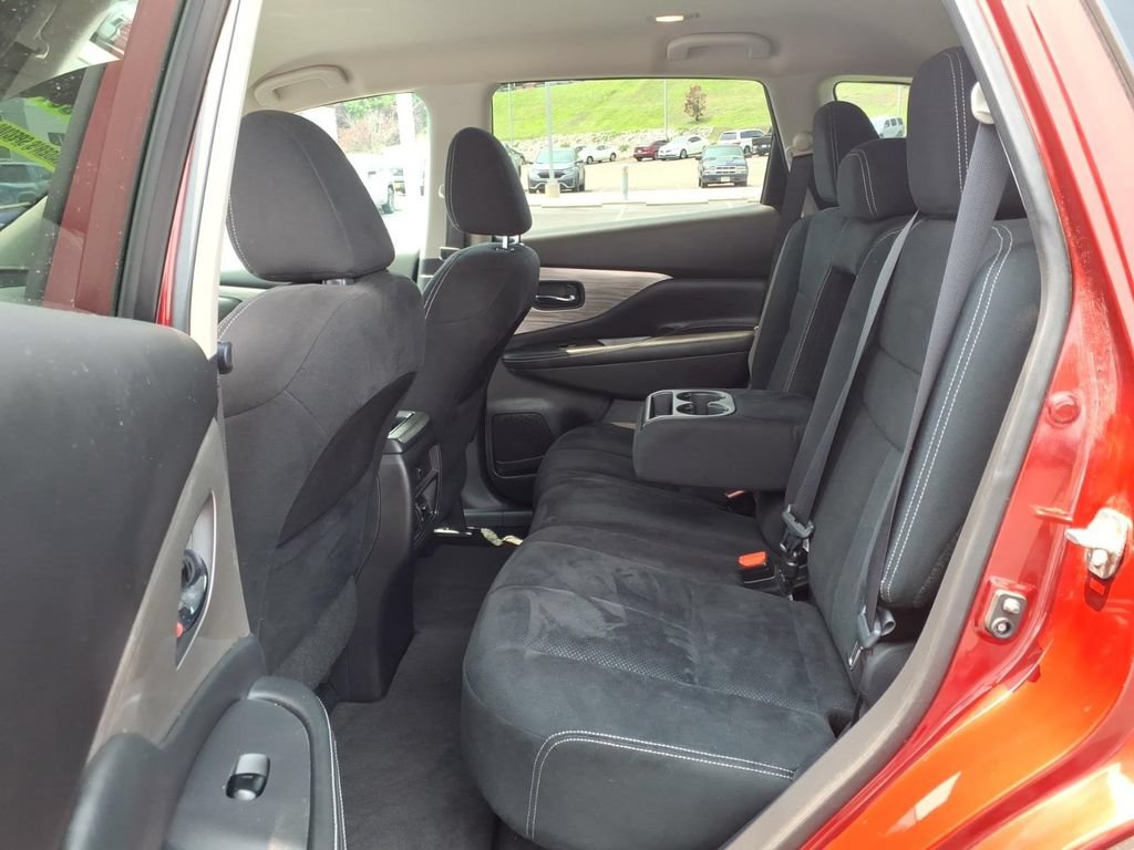 Used 2017 Nissan Murano SV AWD/4WD image 4