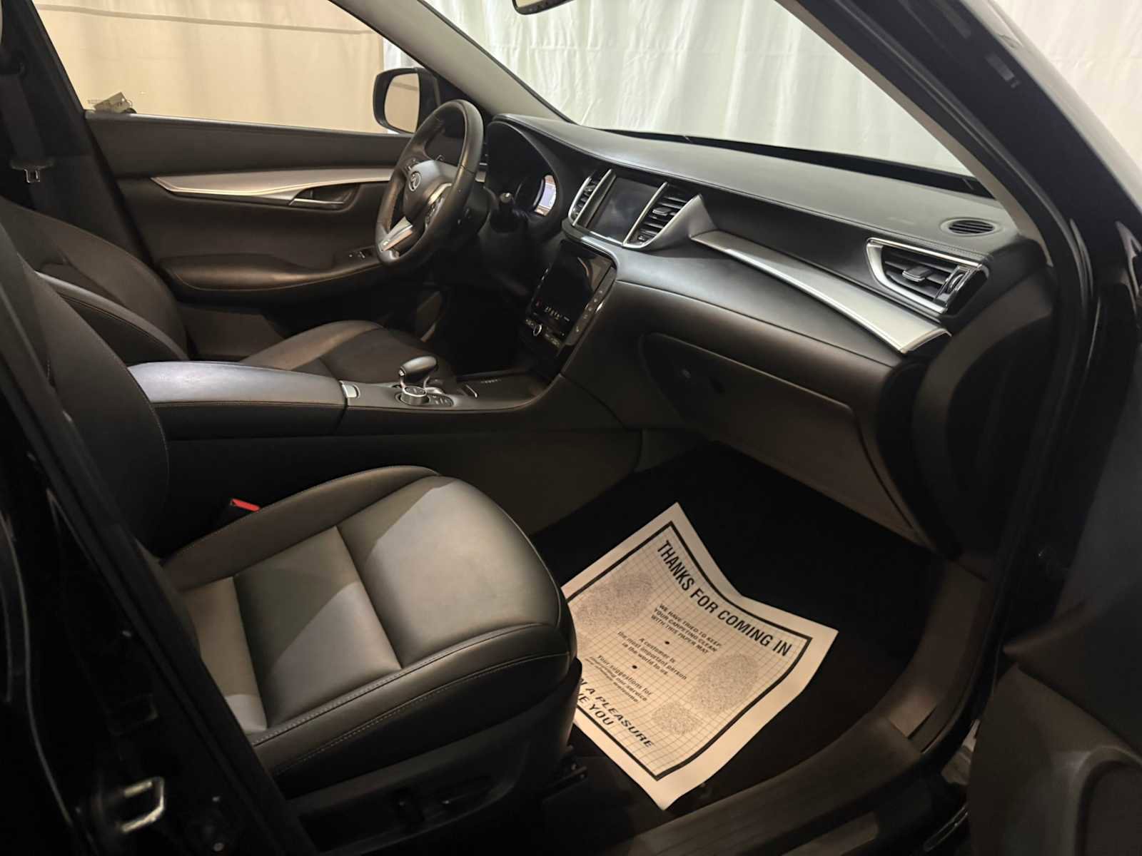 Used 2020 INFINITI QX50 Luxe FWD image 28