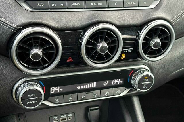 Used 2021 Nissan Sentra SV w/ Trunk Package image 17