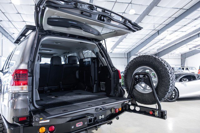 Used 2019 Toyota Land Cruiser AWD/4WD image 36