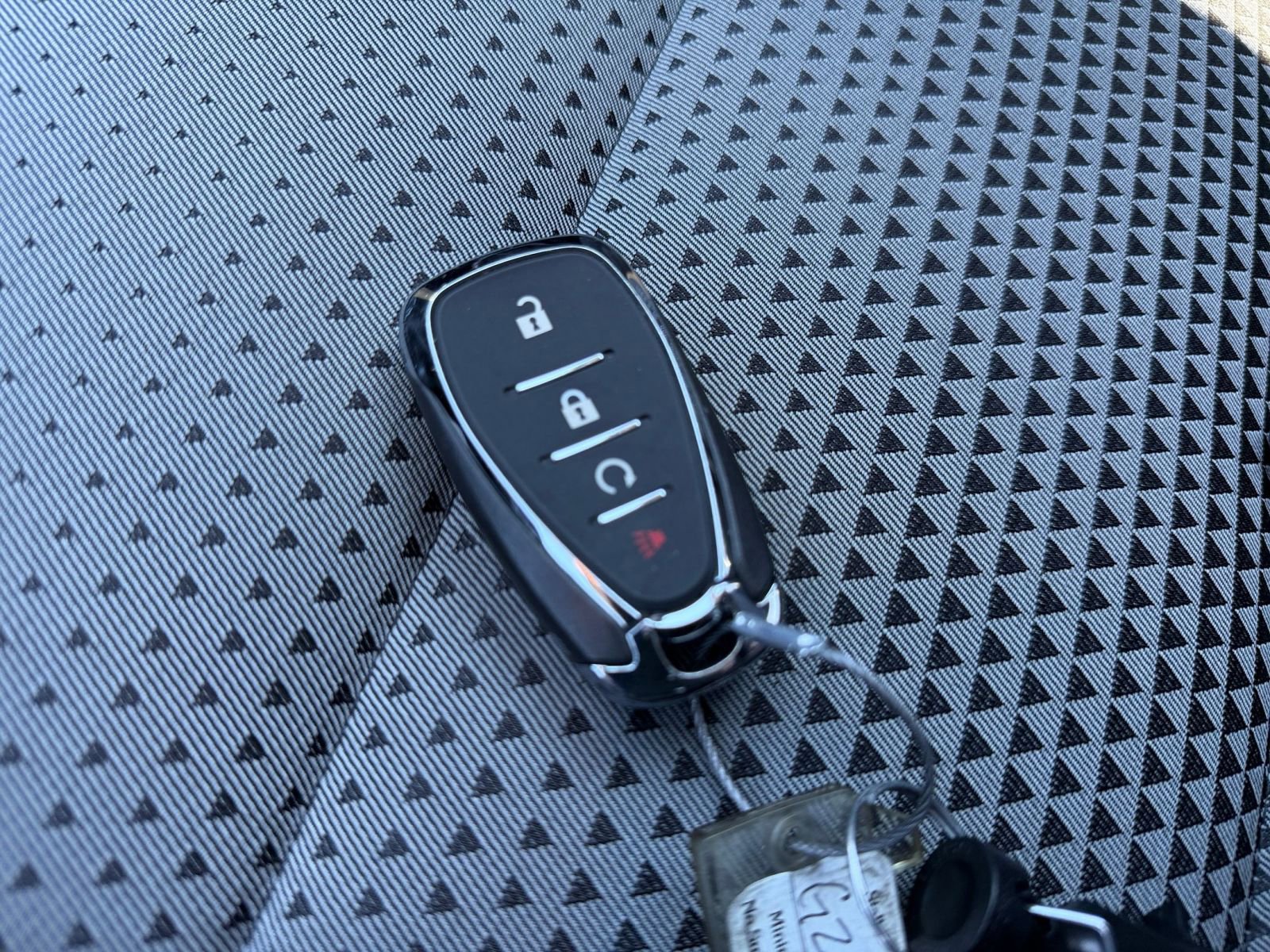 Used 2025 Chevrolet Trax LT image 23