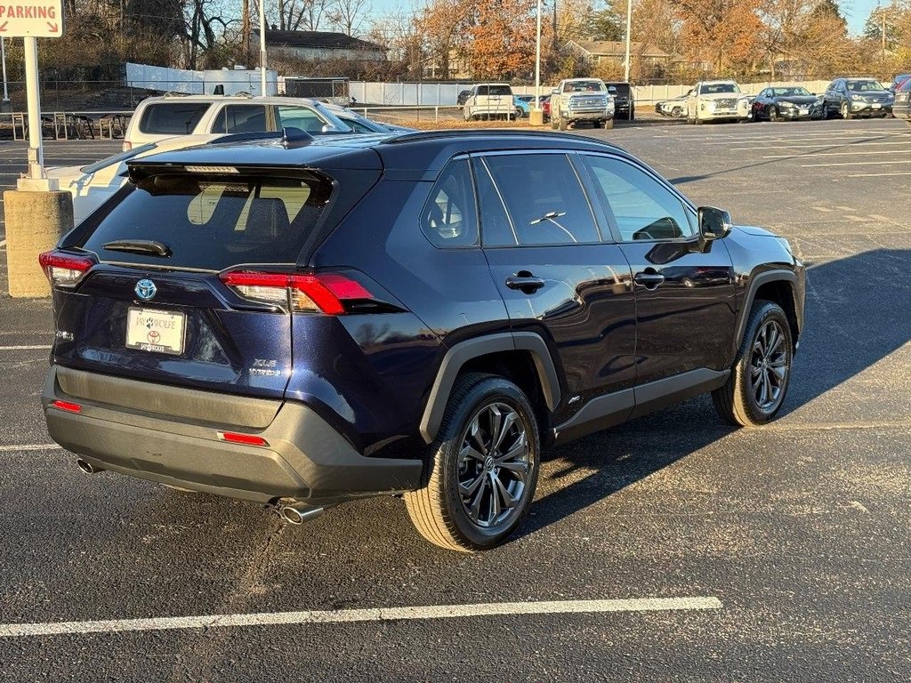 Certified 2023 Toyota RAV4 XLE Premium image 3