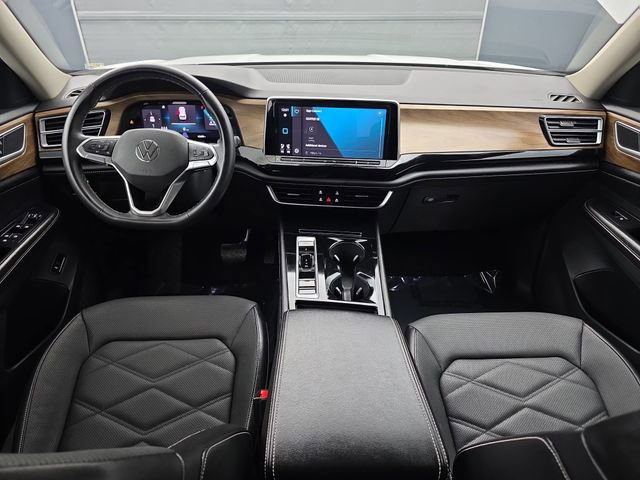 Used 2024 Volkswagen Atlas SE image 21