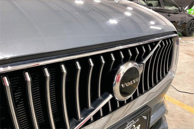 Certified 2023 Volvo XC90 B5 Core w/ Protection Package Premier image 30