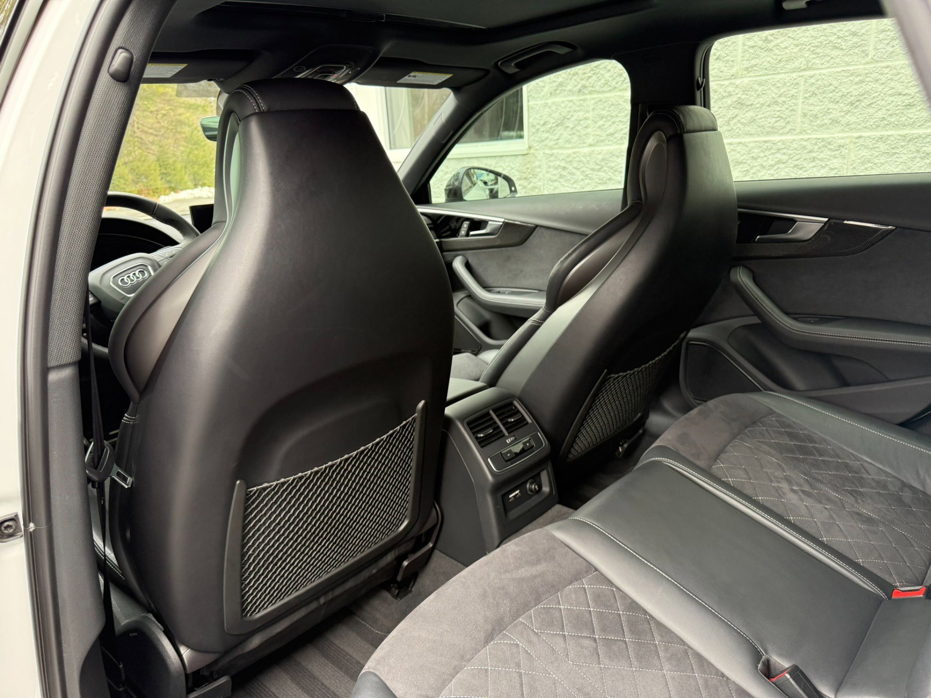 Used 2023 Audi S4 Premium Plus w/ Premium Plus Package image 15