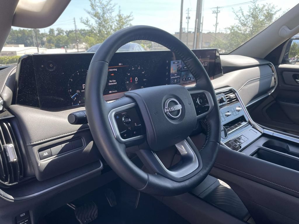 Used 2025 Nissan Armada SV AWD/4WD image 17
