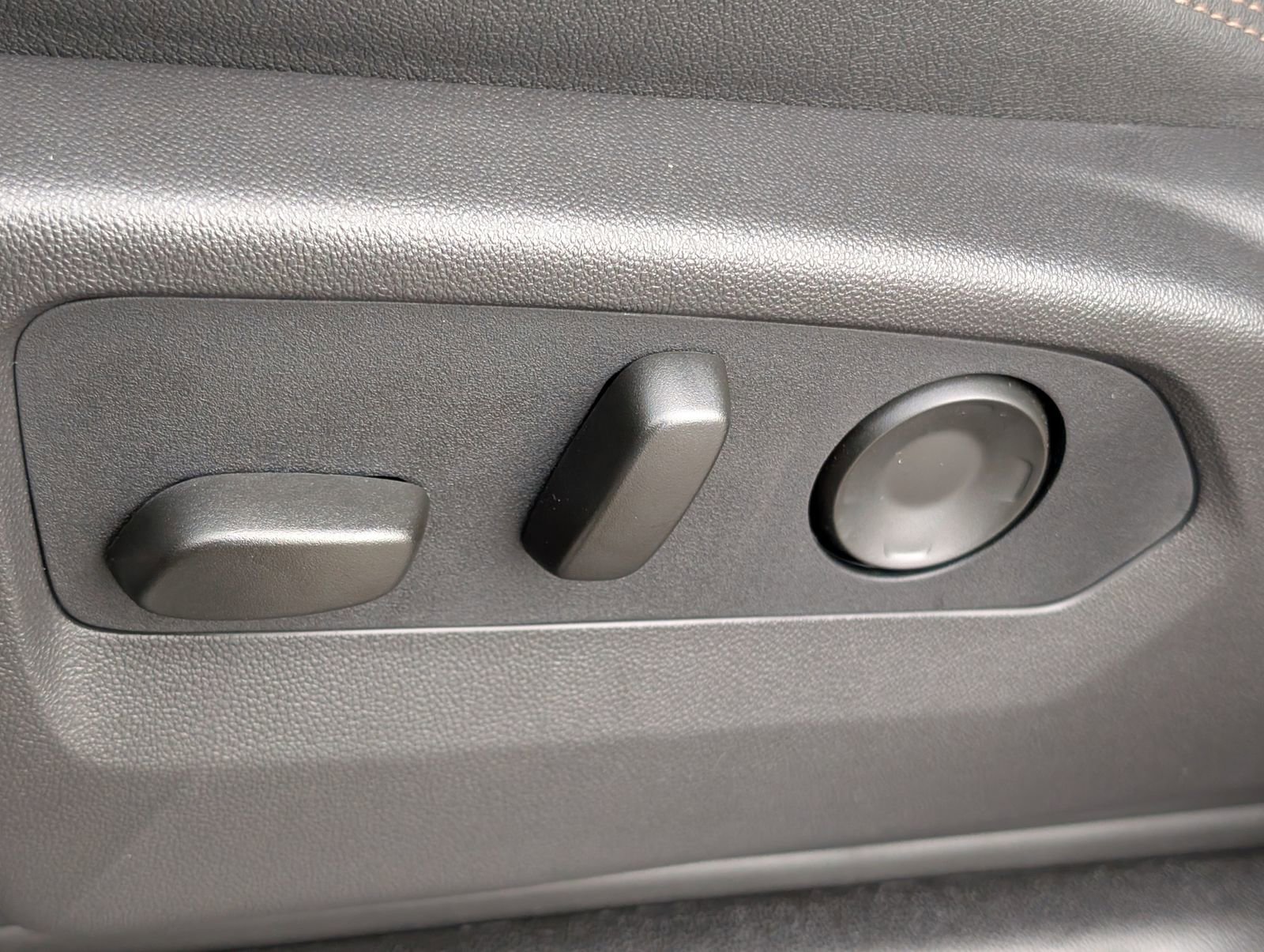 New 2026 Chevrolet Tahoe High Country image 22