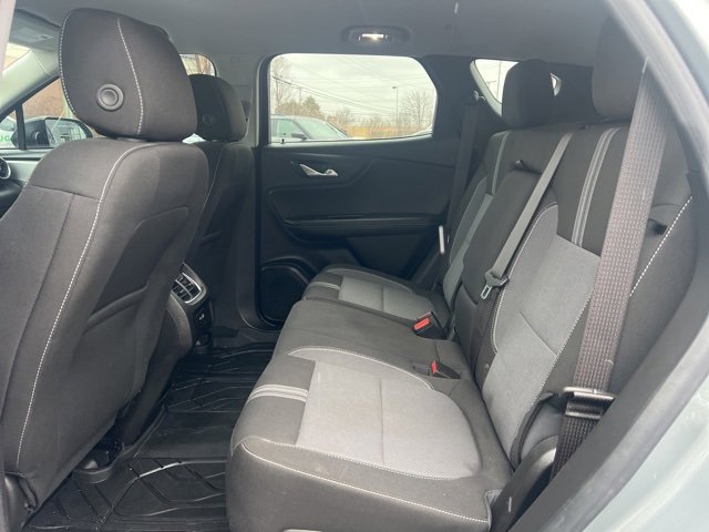 Used 2025 Chevrolet Blazer LT w/ Convenience Package image 17
