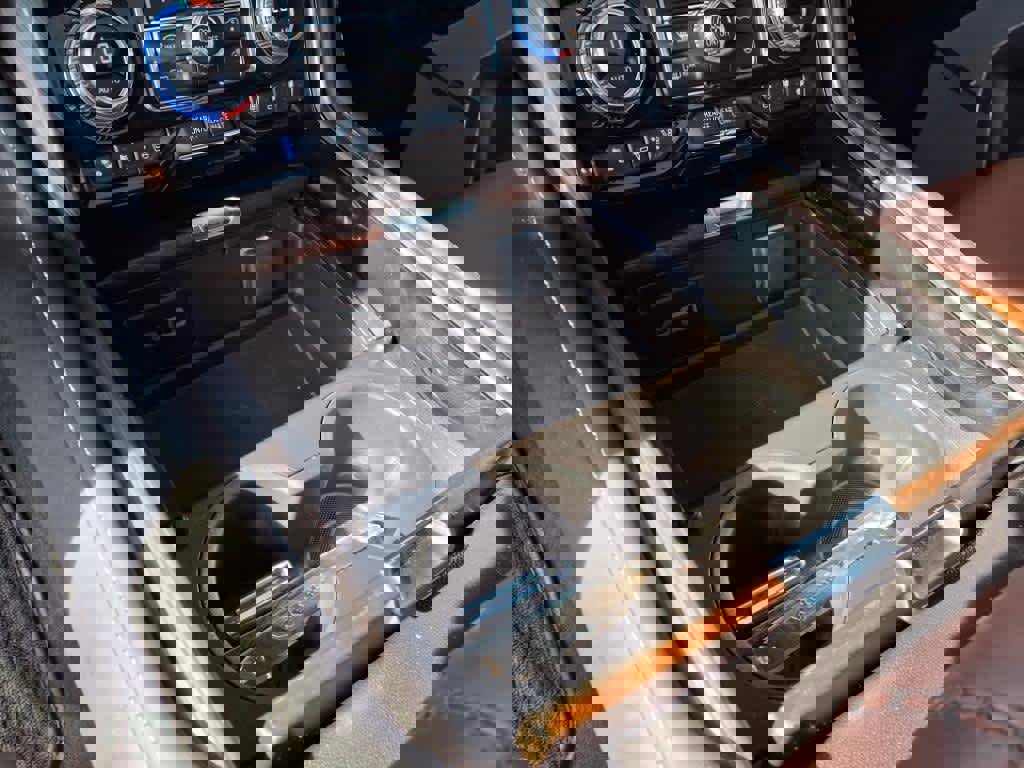 Used 2024 GMC Yukon Denali Ultimate image 25