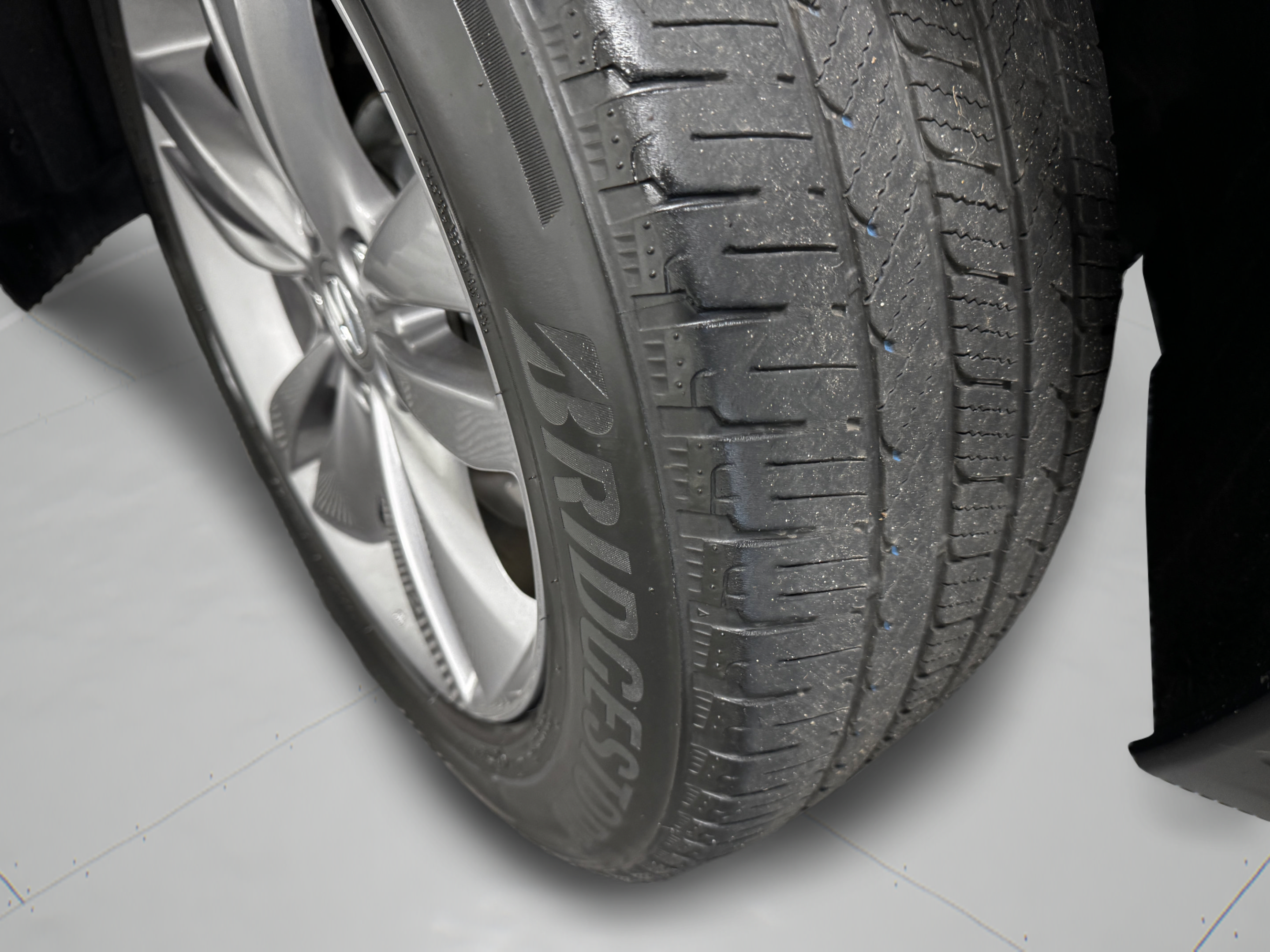 Certified 2024 Acura MDX FWD image 48