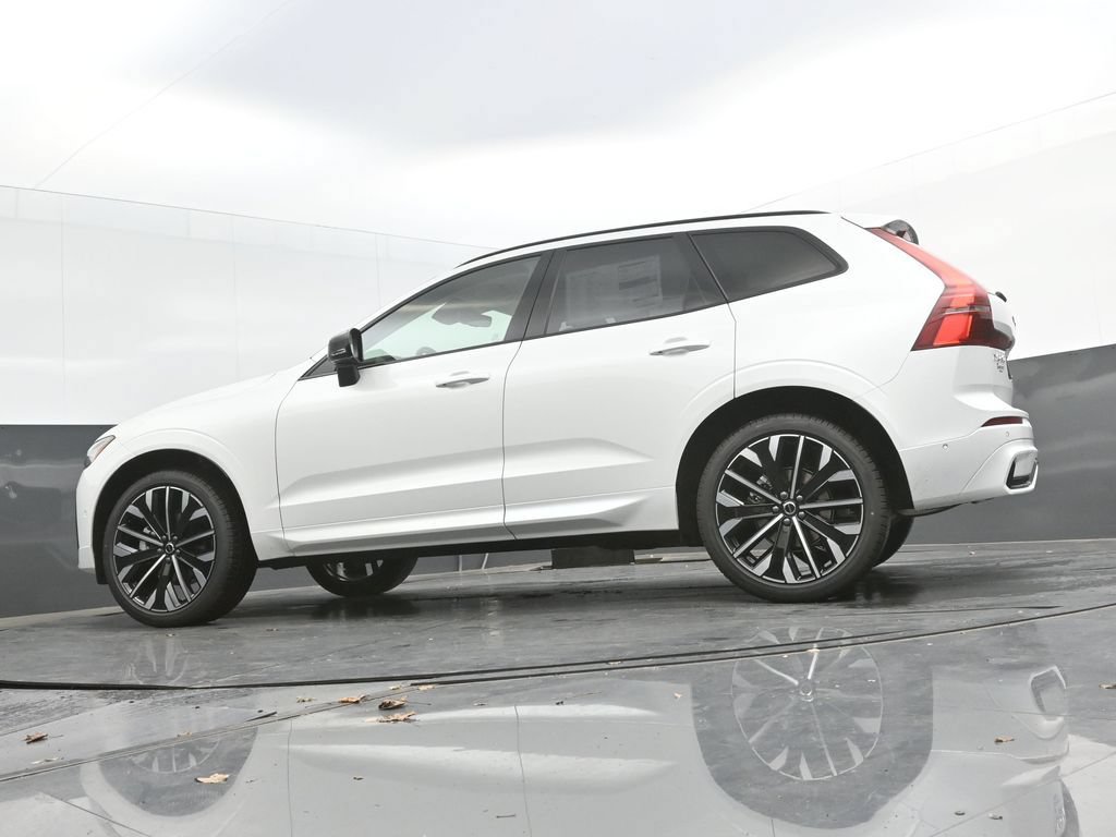 New 2026 Volvo XC60 B5 Ultra w/ Protection Package Premier AWD/4WD image 32