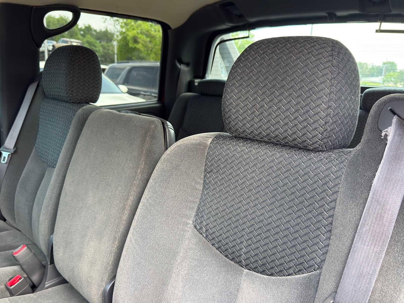 Used 2003 Chevrolet Avalanche 2WD image 11