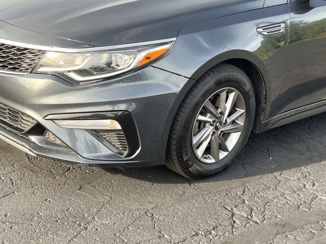 Used 2020 Kia Optima LX FWD image 8