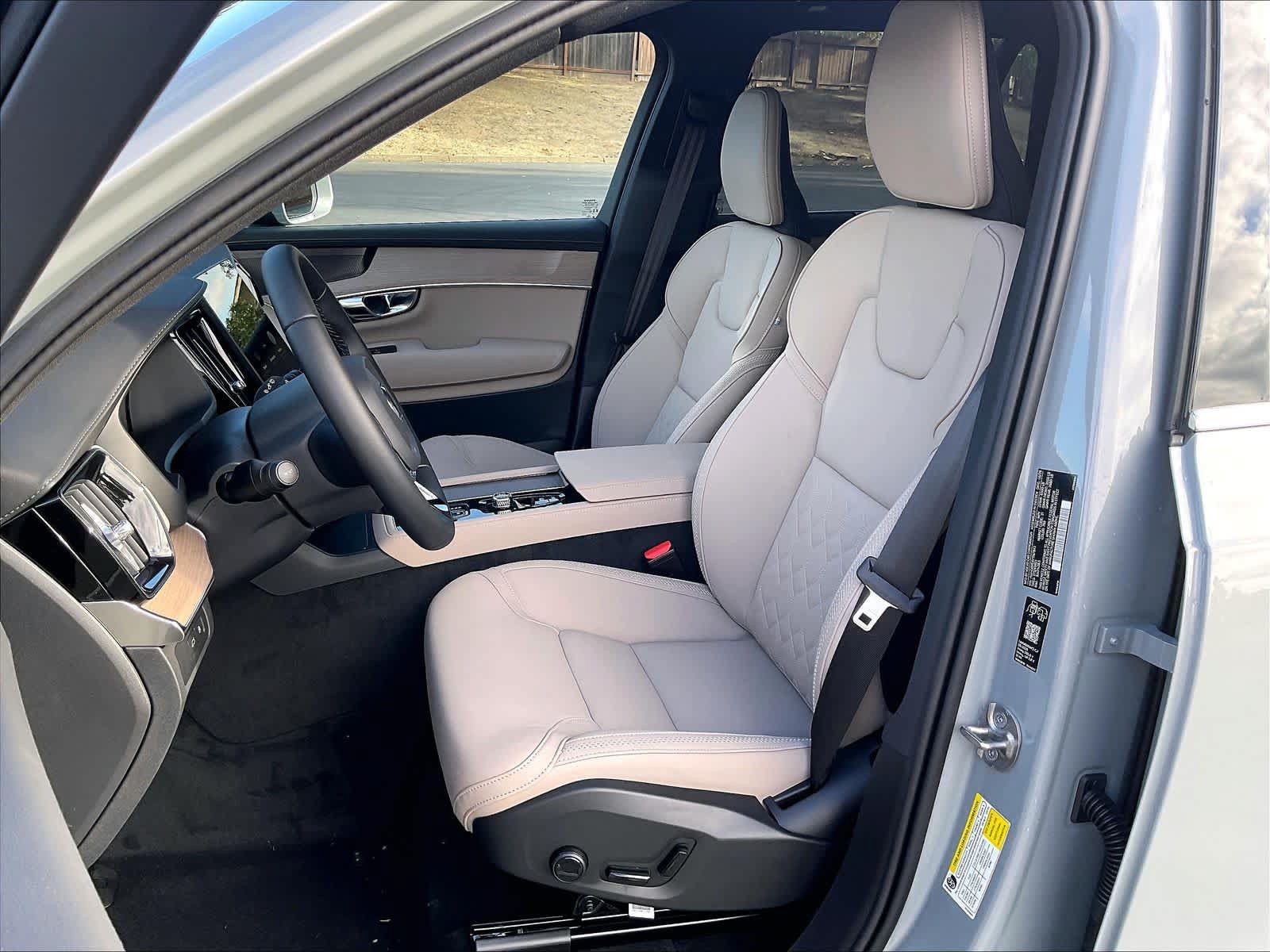 New 2027 Volvo XC90 T8 Bright AWD/4WD image 11
