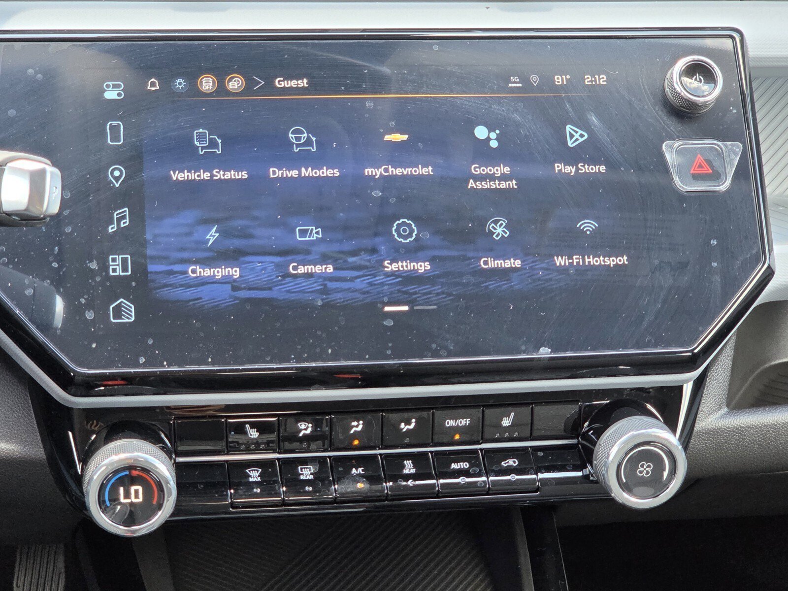 New 2027 Chevrolet Bolt LT w/ Comfort Package FWD image 8