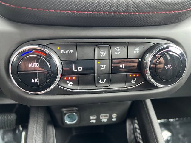 Used 2023 Chevrolet TrailBlazer RS w/ Convenience Package image 28