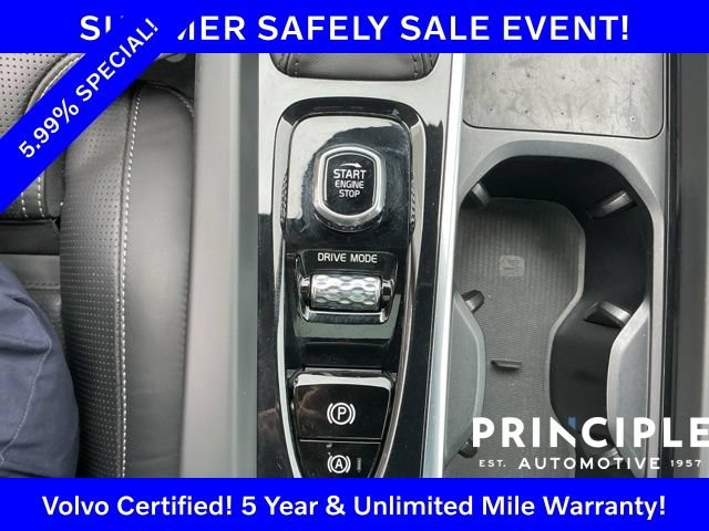 Certified 2025 Volvo XC60 T8 Ultra AWD/4WD image 21