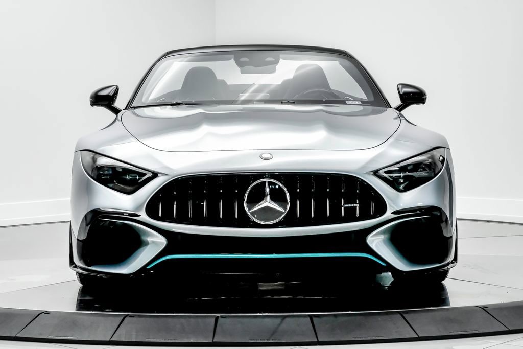 Used 2024 Mercedes-Benz SL 63 AMG 4MATIC image 3