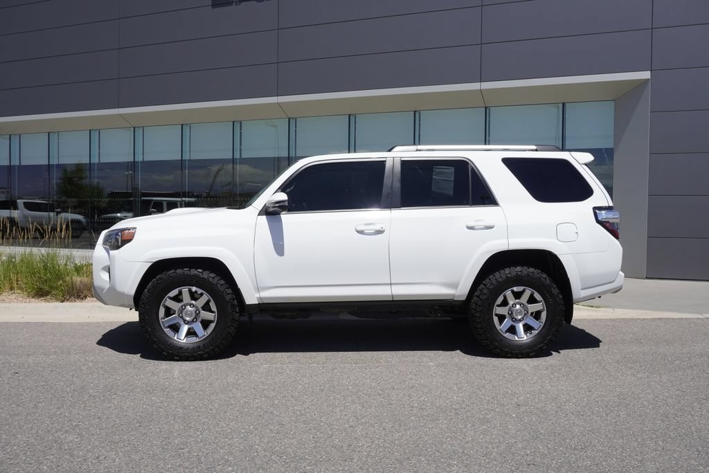 Used 2015 Toyota 4Runner Trail Premium AWD/4WD image 8
