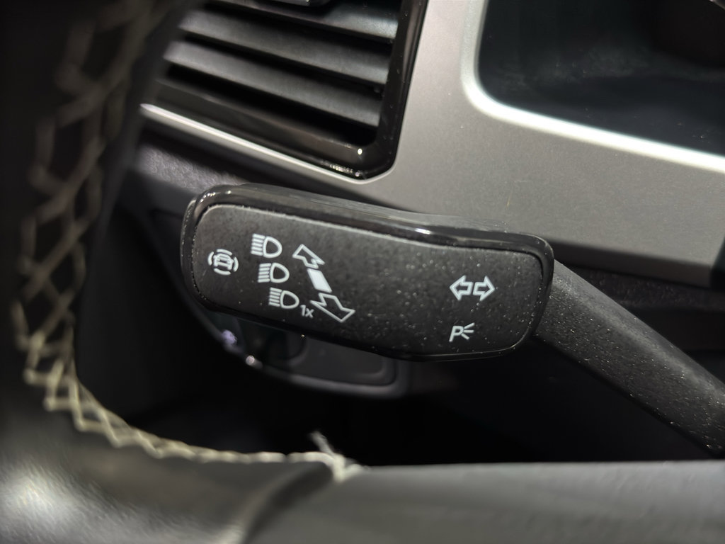 Used 2023 Volkswagen Atlas SEL image 23