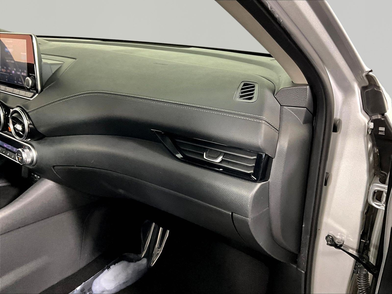 Used 2021 Nissan Sentra SV FWD image 26
