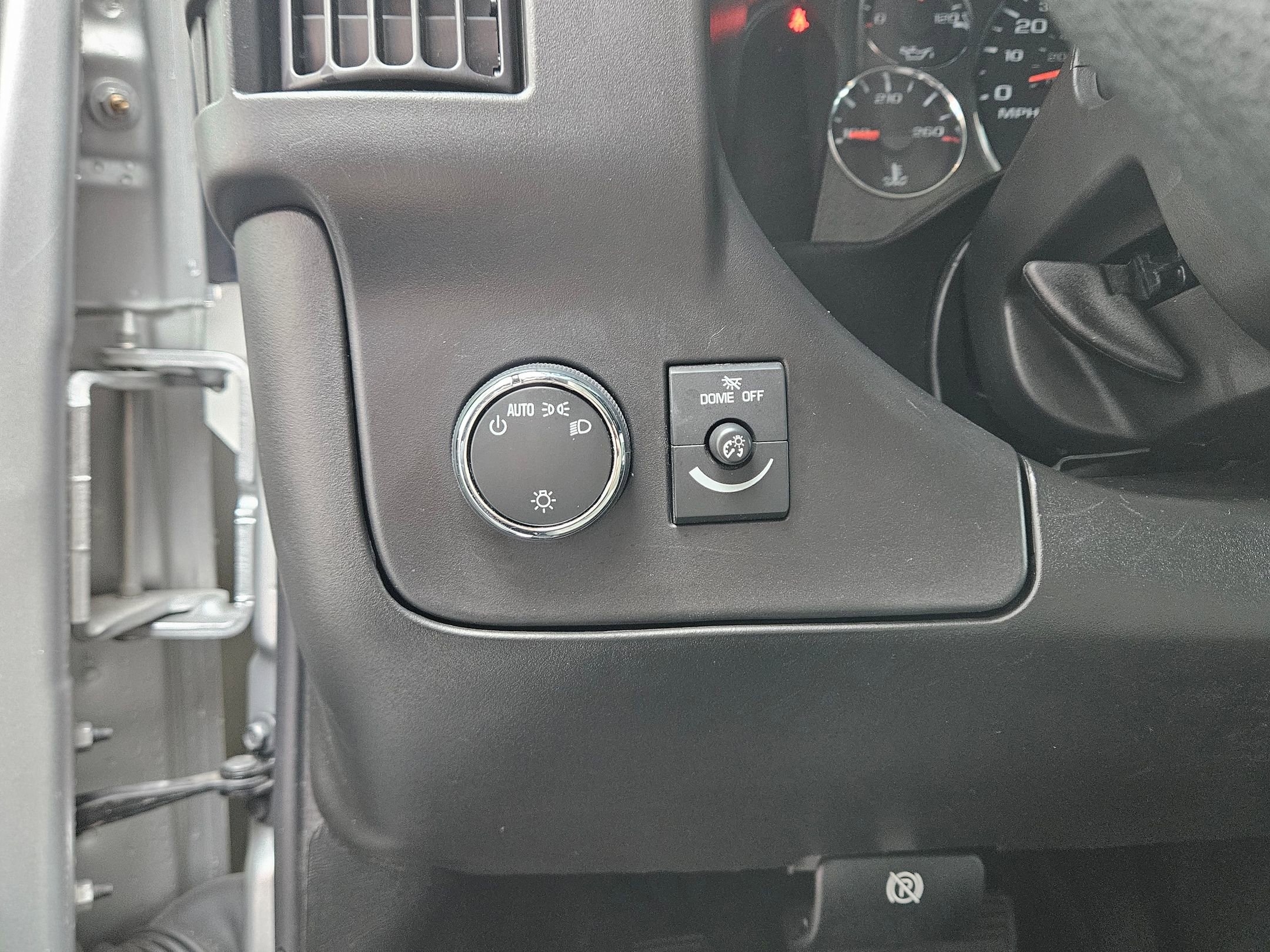 Used 2023 Chevrolet Express 3500 LS image 18