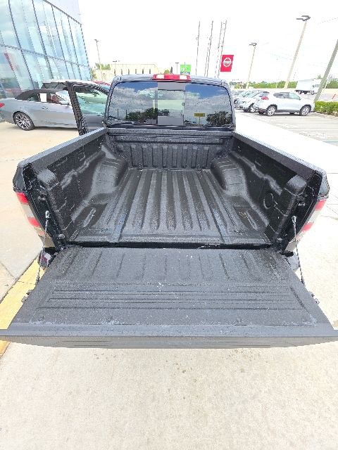 Used 2023 Nissan Frontier Pro-X w/ Tow Package RWD image 27