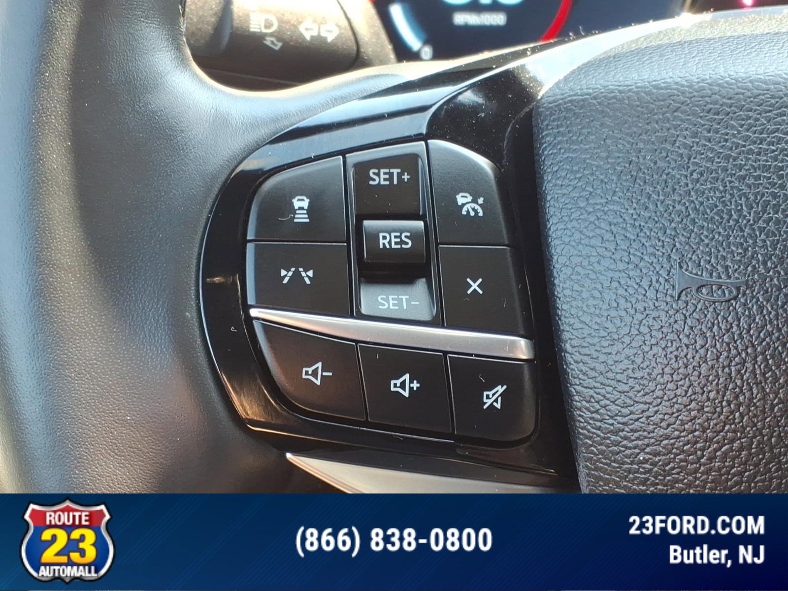 Certified 2025 Ford Explorer Platinum w/ Ultimate Package AWD/4WD image 13