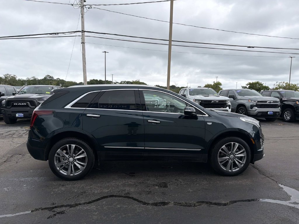 Used 2024 Cadillac XT5 Premium Luxury w/ Technology Package FWD image 6